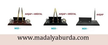 ahşap masa-isimliği
